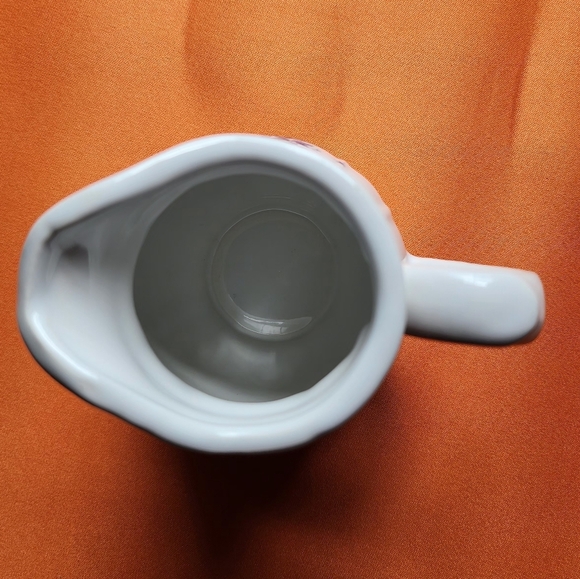 Ceramic white with blue roses - creamer pitcher - Picture 3 of 4